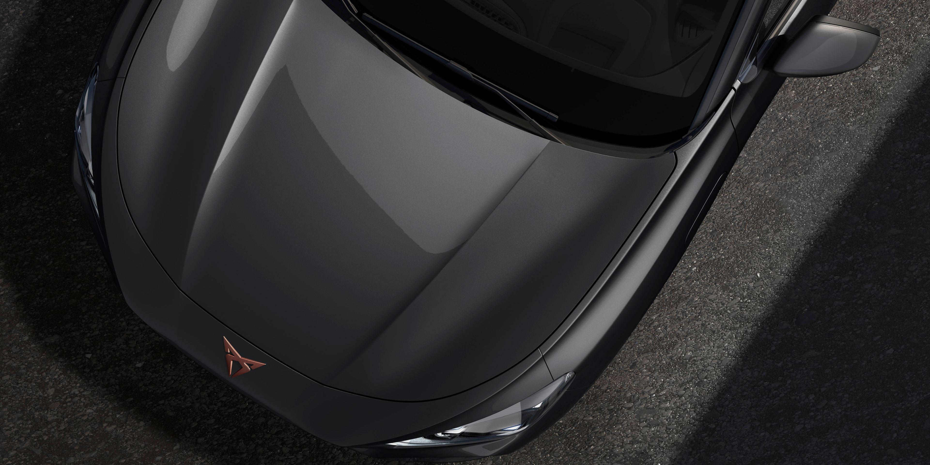 CUPRA Terramar v nové metalické barvě šedá Timanfaya.