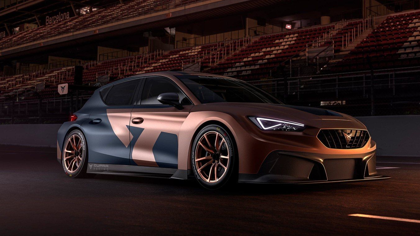 Leon CUPRA v noci