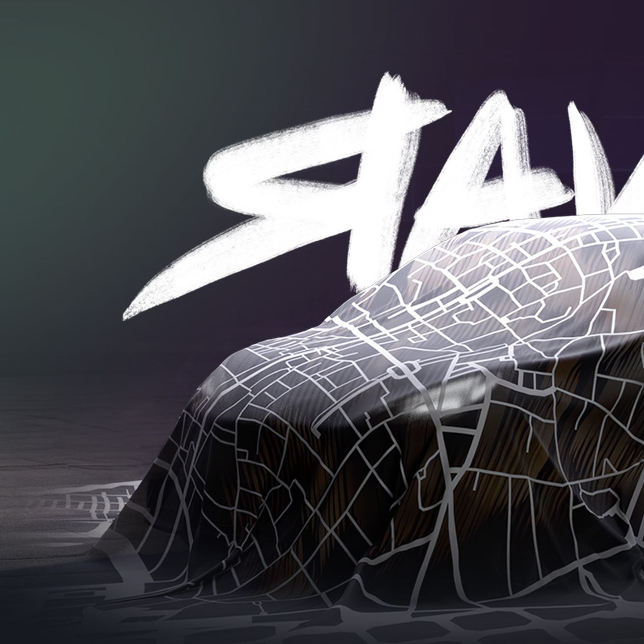 CUPRA Raval pod plachtou s nápisem v pozadí