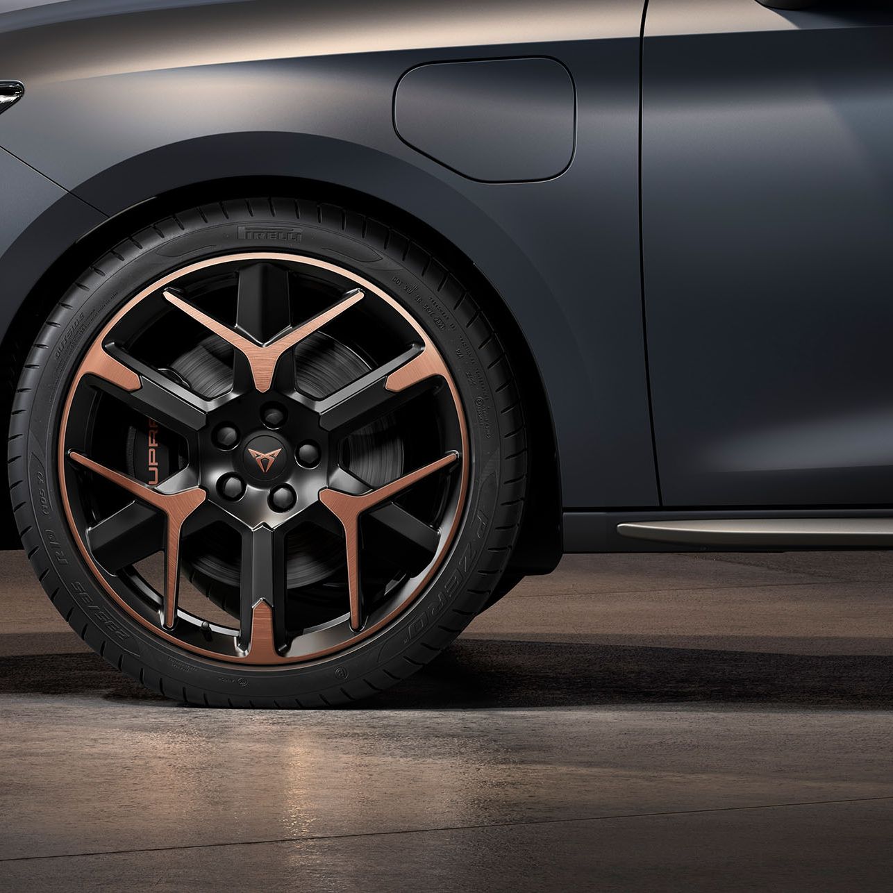 CUPRA Born 20 Zoll Leichtmetallfelgen Glossy Black Finish