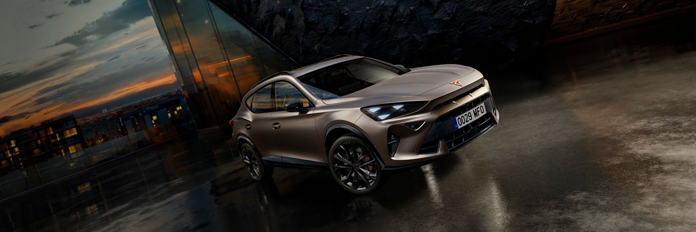 CUPRA Formentor Black Edition – exkluzivní provedení se sportovními černými designovými prvky, které podtrhují výrazný charakter a dynamický vzhled vozu.