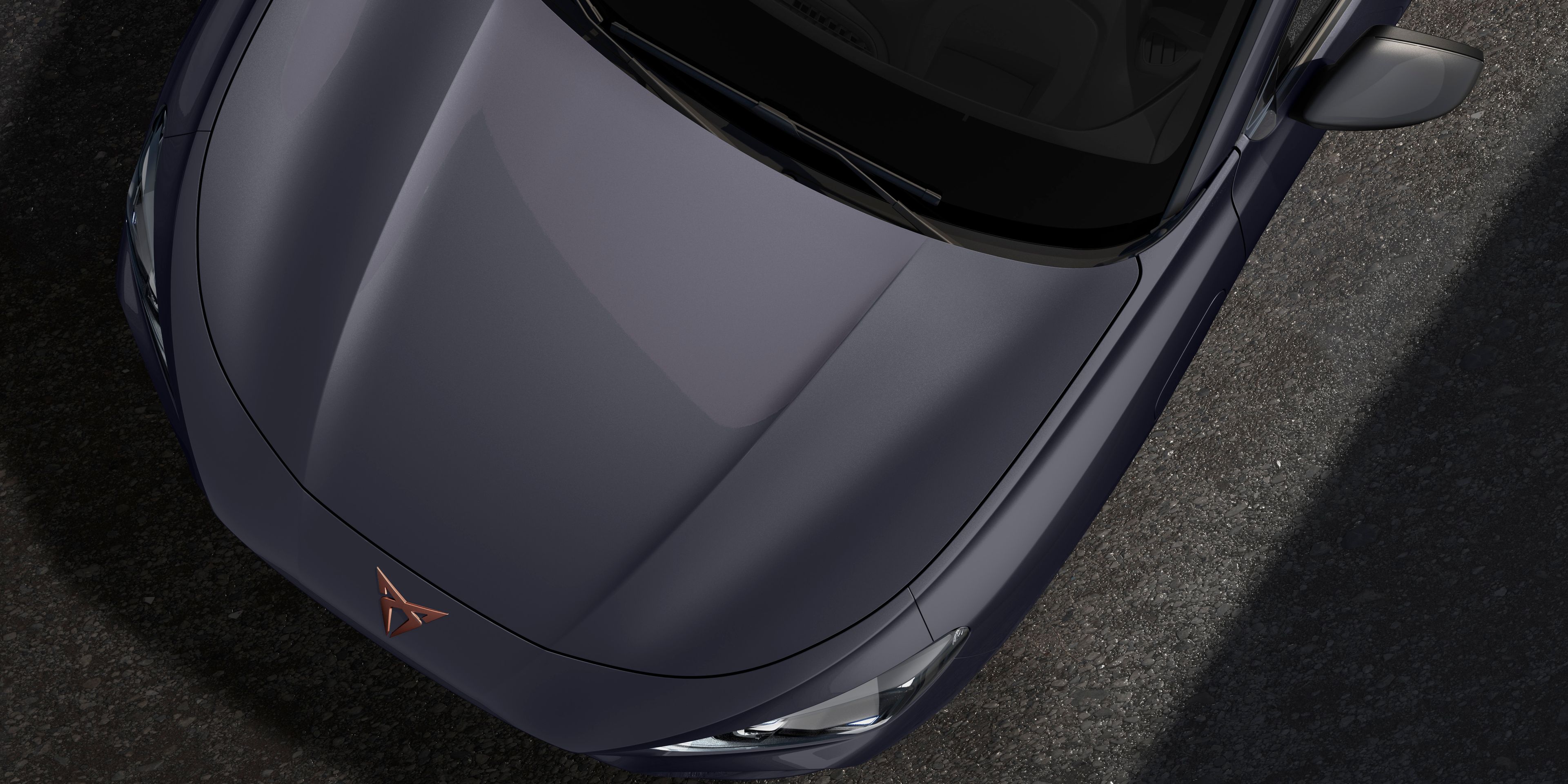 CUPRA Terramar v metalické barvě šedá Graphene.