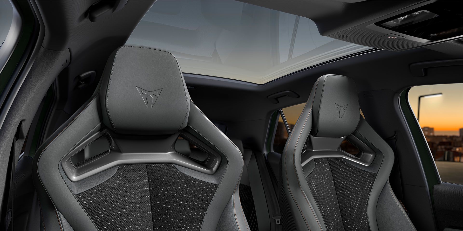 CUPRA Born CUPBucket sedadla Enceladus Grey