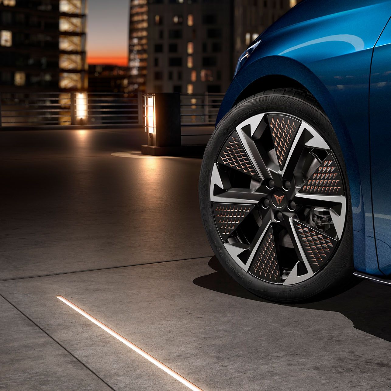CUPRA Born s 20" koly Thunderstorm
