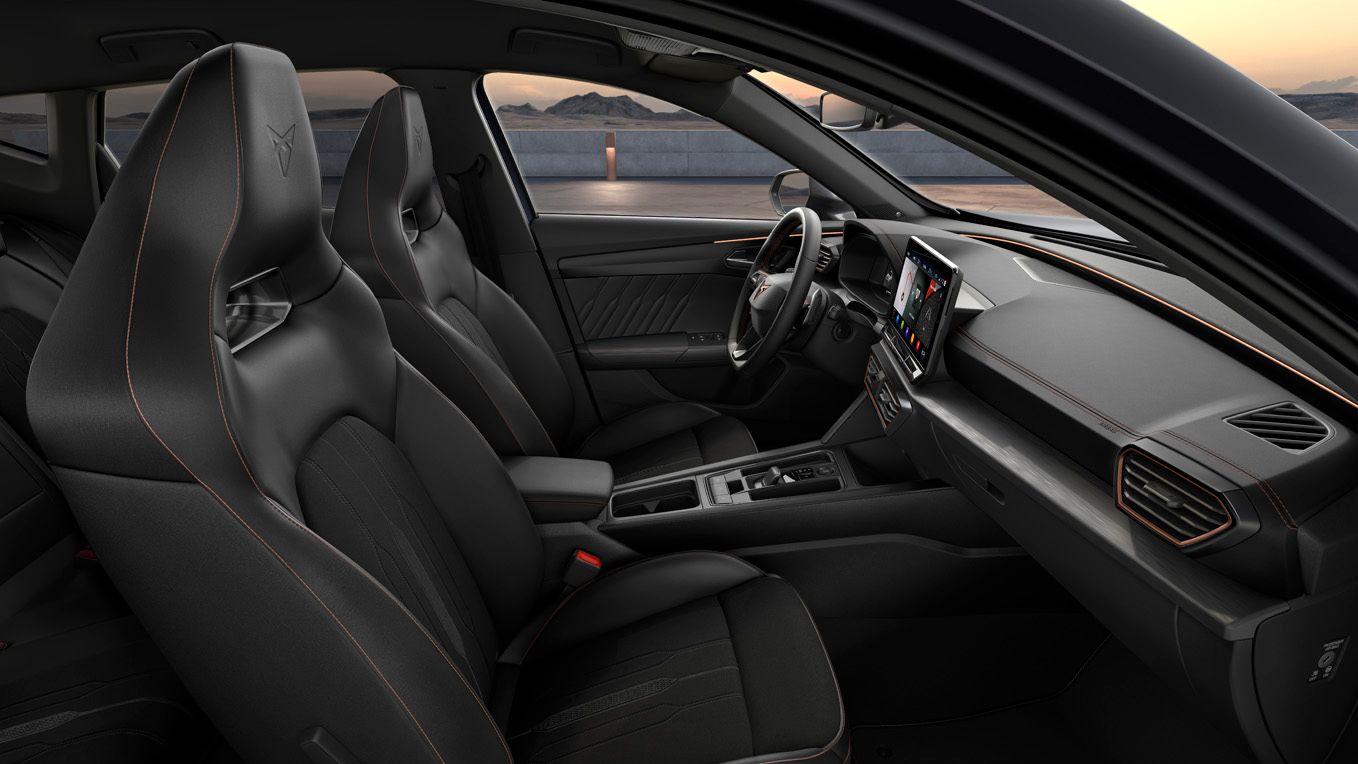 CUPRA Formentor VZ5  skořepinová sedadla s textilním potahem
