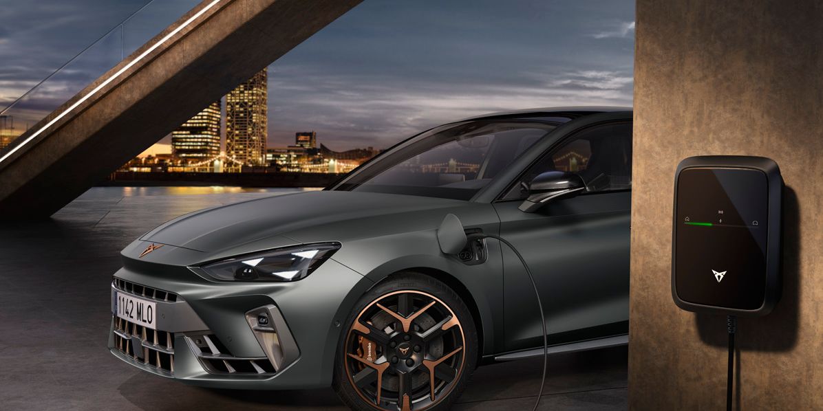 Nová CUPRA Formentor 2024. Nové LED osvětlení coast-to-coast.