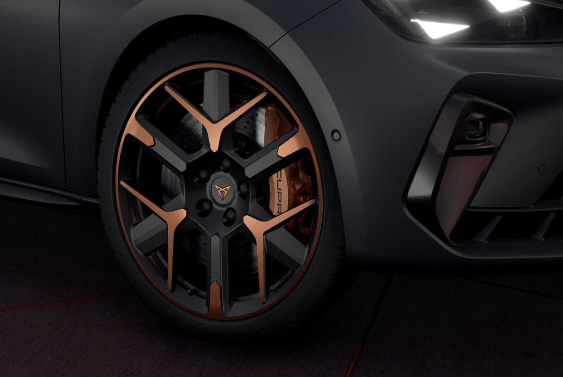Nová CUPRA Leon Sportstourer 19" kola akebono brzdy