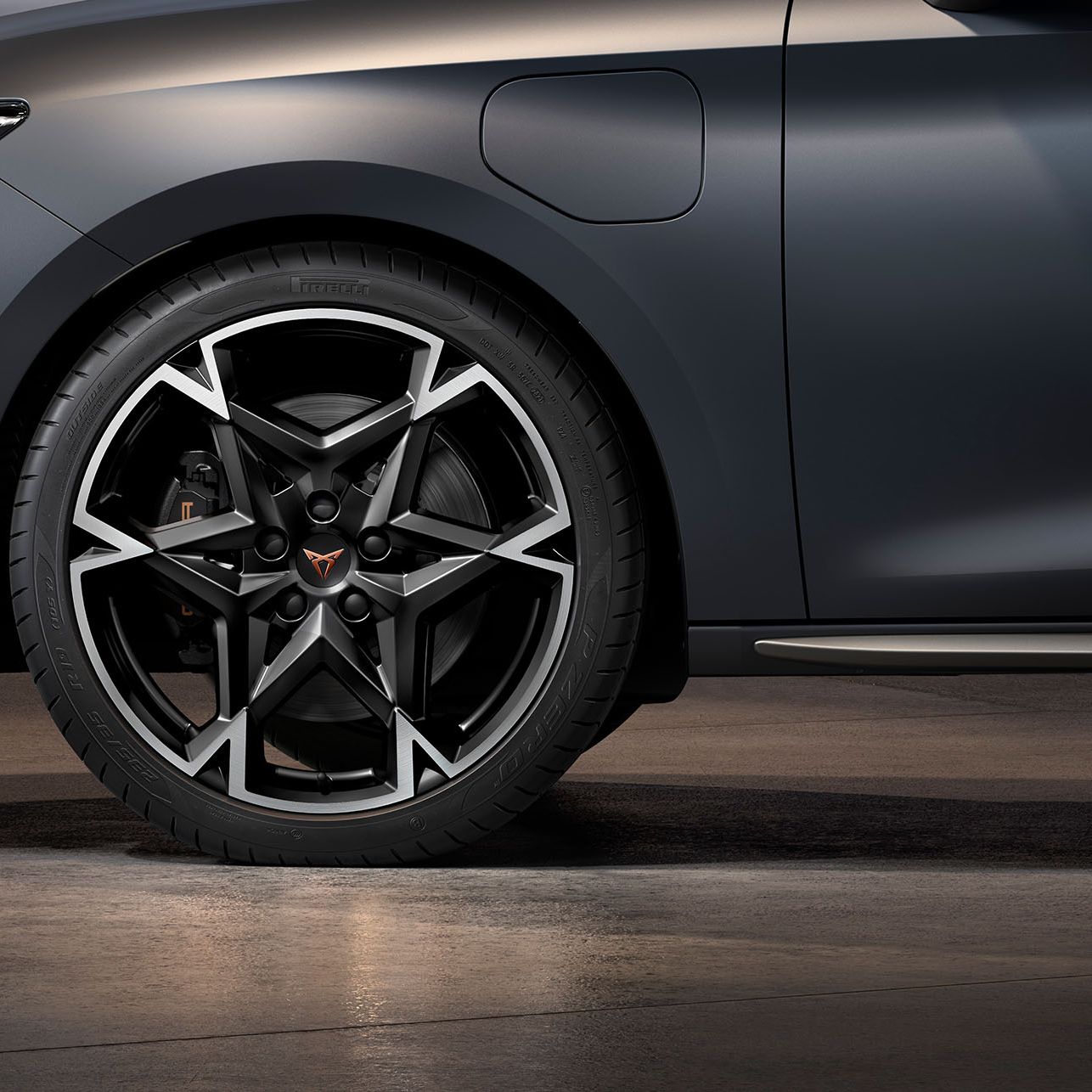 CUPRA Born 20 Zoll Leichtmetallfelgen Sport Black
