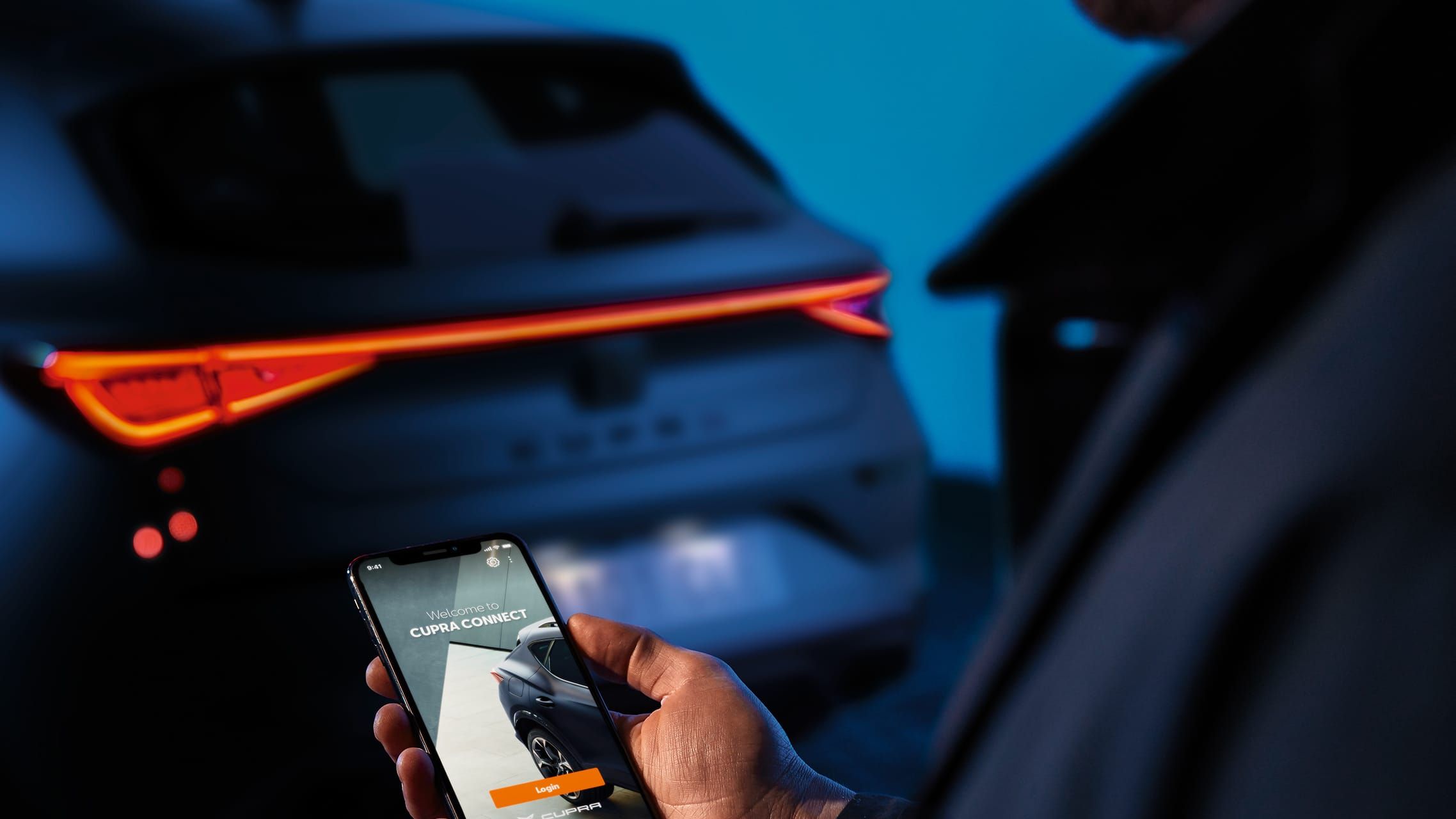 kompaktní sportovní vůz CUPRA Leon 5D ehybrid s dálkově ovládaným vyhříváním interiéru