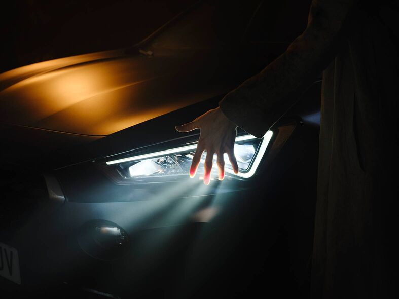 nová kompaktní SUV Cupra Formentor s LED světlomety
